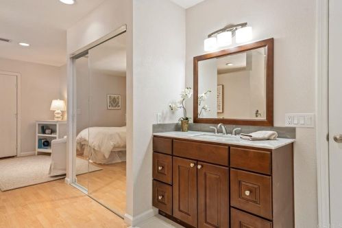 2004 Troy Pl, Vista CA  92084-4831 exterior