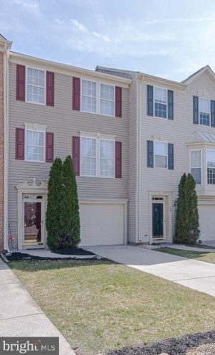12 Stable Ct, Erial, NJ 08081-5672