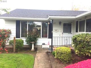 677 Fleming Ave, Damascus OR  exterior