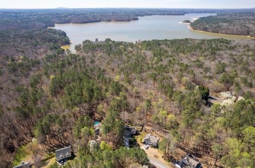 317 Allatoona Shores Dr, Holly Springs GA  30114-8598 exterior