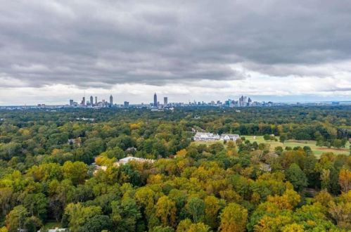 910 Barton Woods Rd, Atlanta GA  30307-1308 exterior