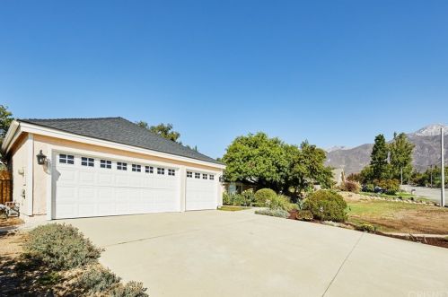 6014 Amethyst St, Rancho Cucamonga, CA 91737-2212
