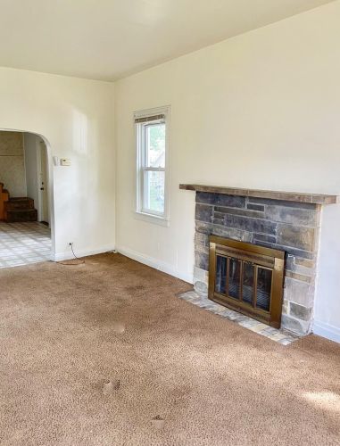 4415 Sheffield Ave, Hammond, IN 46327-1341