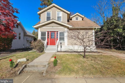 19 Haddon Ave, Camden, NJ 08107-1429