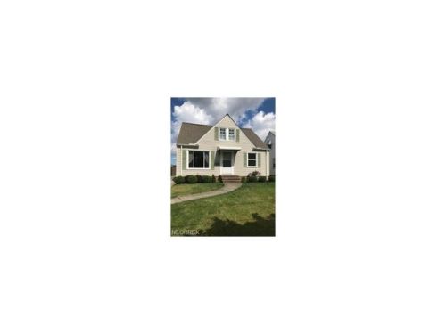 9326 Outlook Dr, Cleveland OH  44144-2456 exterior