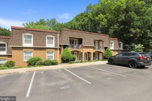 5907 Bayshire Rd, Springfield VA  22152-1151 exterior