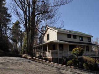 296 Willow Trl, Boone, NC 28607-7085