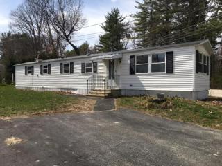 1 Parklane Rd, Hampstead, NH 03841-2237