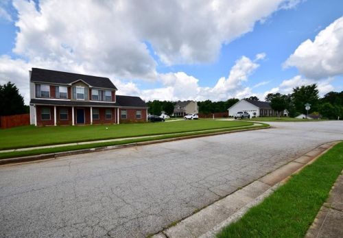 1628 Boxcar Pl, Conyers GA  30013-1590 exterior