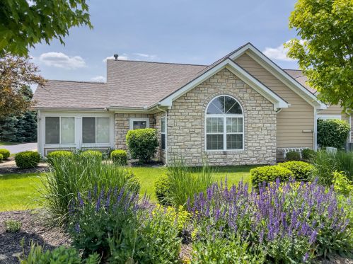 2694 Prestwick Village Cir, Springfield, OH 45503-7121