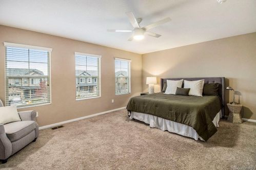 7351 Old Hammer Way, Aurora CO  80016-6115 exterior