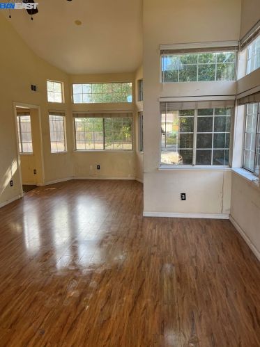 142 Henry Ct, Tracy, CA 95376-1321