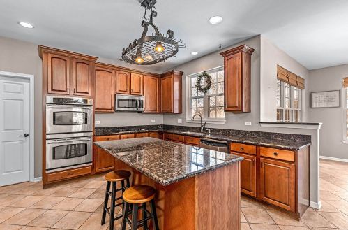 26228 Whispering Woods Cir, Plainfield IL  60585-2658 exterior
