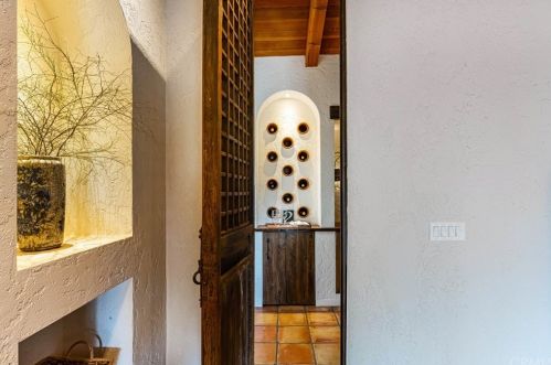 1451 Foothill Blvd, Santa Ana CA 92705-2511 exterior