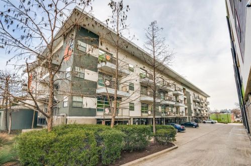 1111 Akard St, Dallas TX  75215-1020 exterior