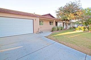 81 Hoffer St, Banning, CA 92220-2449
