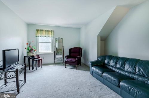 2616 Standardbred Dr, Lancaster PA  17603-4161 exterior