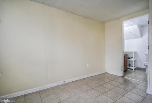 124 Fariston Dr, Philadelphia PA 19120-1007 exterior