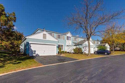 1422 Normantown Rd, Naperville, IL 60564-5655