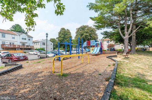 10310 Bridgetown Pl, Springfield VA  22015-2807 exterior