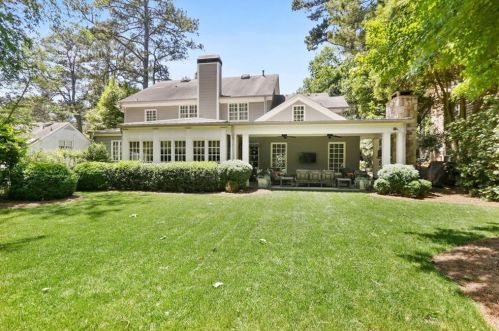2375 Havenridge Dr, Atlanta GA  30305-4072 exterior