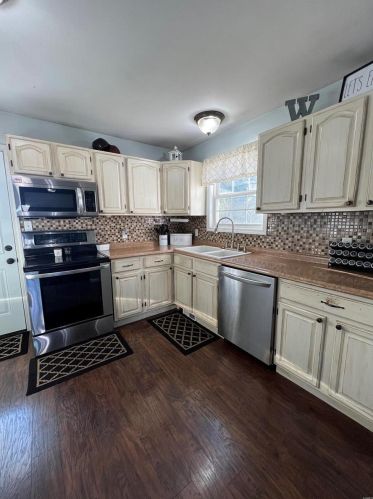 1808 Adams Pl, Saint Clement, MO 63334-1730