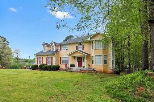 5032 Panola Woods Ct, Lithonia, GA 30038-3849