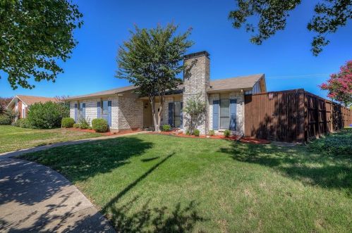 2125 Albert Rd, Carrollton TX  75007-3201 exterior