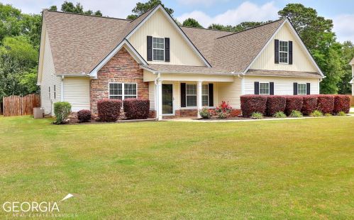 926 Golden Meadows Ln, Loganville, GA 30052-7246