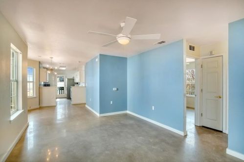 1901 8th St, Austin TX  78702-3429 exterior