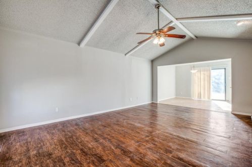 1414 Kingsbridge Dr, Garland TX  75044-7604 exterior