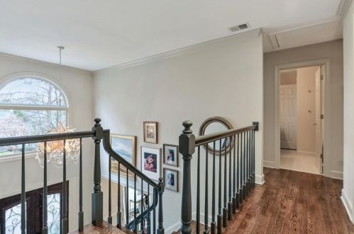 2313 Colonial Dr, Atlanta GA  30319-3806 exterior
