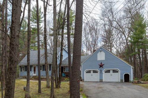 90 Litchfield Rd, Londonderry, NH 03053-2621