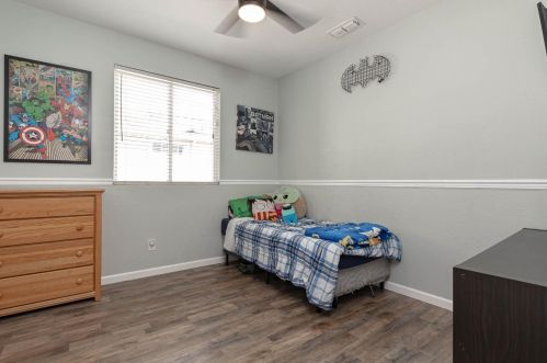 1483 Estrella Way, Turlock CA  95382-8633 exterior