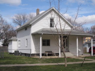 1206 5th St, Mendota IL  61342-1916 exterior