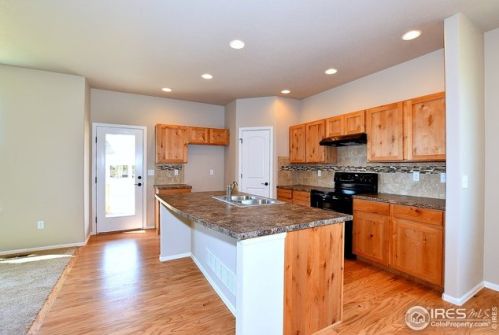 2642 Emerald St, Loveland CO 80537-2013 exterior