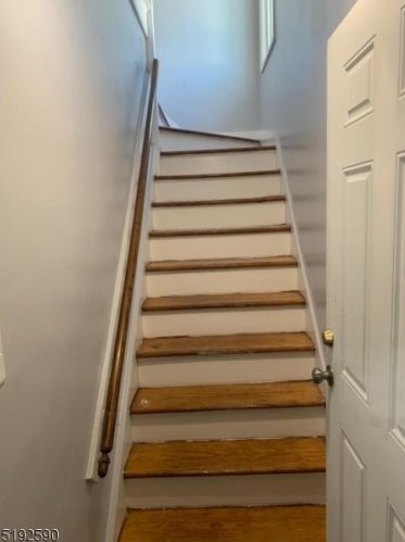 145 21st St, Irvington NJ  07111-4556 exterior