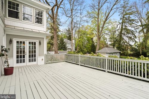 8 Princeton Ave, Princeton NJ  08540-5236 exterior