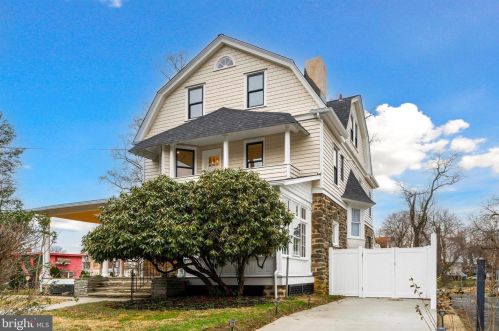 6602 12th St, Philadelphia, PA 19126-3201