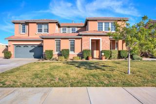 9506 Paradise Pl, Riverside, CA 92508-8008
