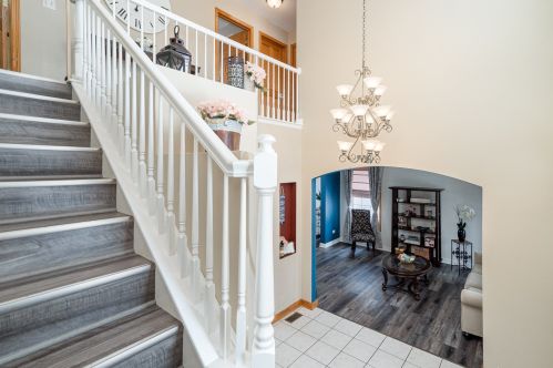 6210 Carmel Dr, Plainfield, IL 60586-8483
