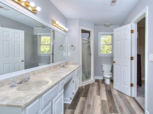 1 Frst Rdg Ct, Atlanta GA  30350-1802 exterior