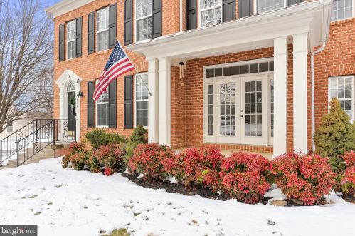 252 Prospect Hill Blvd, Charles Town WV  25414-5082 exterior