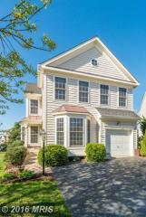 6064 Alderdale Pl, Haymarket, VA 20169-3257
