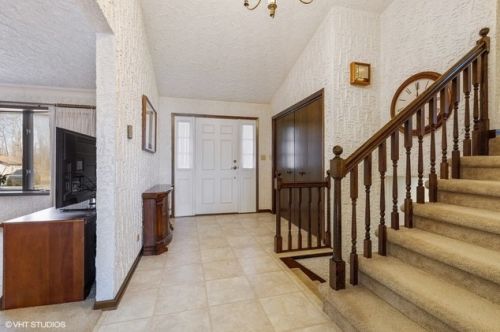1200 Towpath Ln, Lorenzo, IL 60481-1553