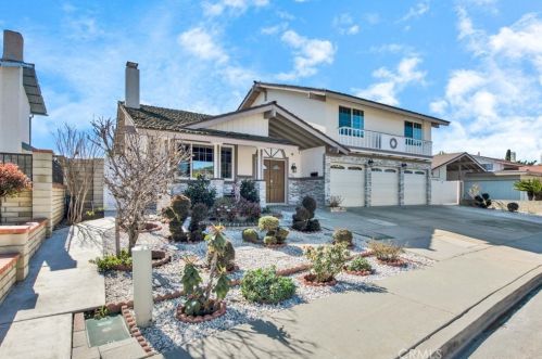 11378 Coriender Ave, Santa Ana, CA 92708-2415