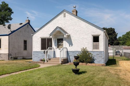 5050 6th St, Minneapolis, MN 55430-3610