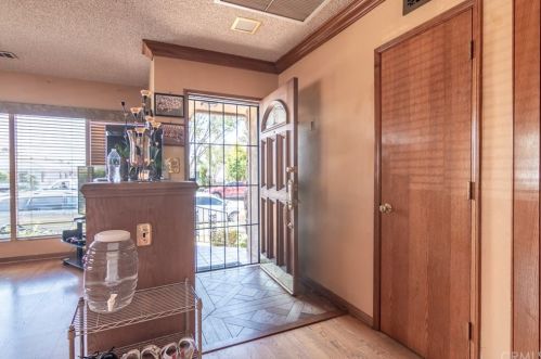 4151 132 St, Hawthorne CA 90250-5904 exterior