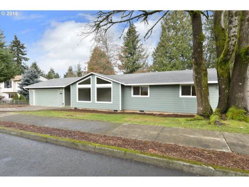 39875 Gary St, Sandy, OR 97055-7310