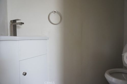 4726 Oakwood Pl, Riverside CA  92506-1031 exterior